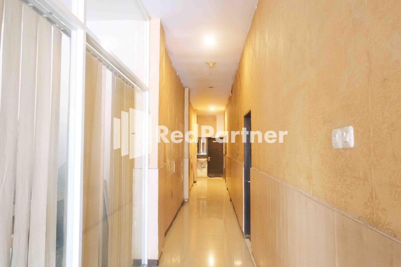 Hotel Permata Makassar Mitra Reddoorz Balangberu Eksteriør bilde